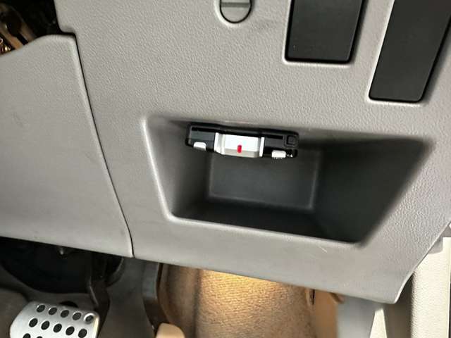 プジョー ３０８ＣＣ グリフ H23年 (中国) 99