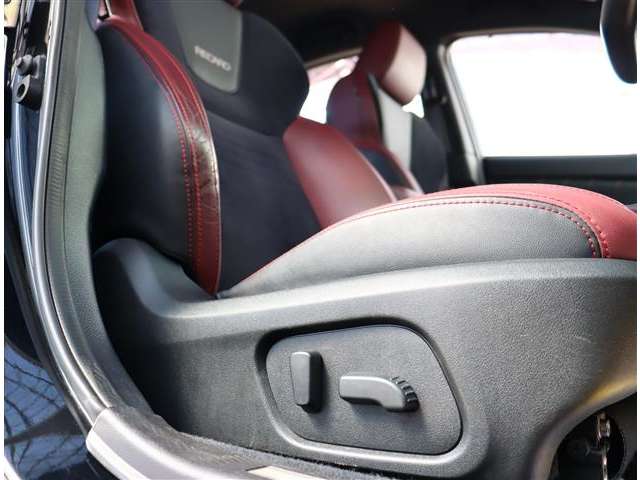 スバル ＷＲＸ　Ｓ４ Ｓ４ ２．０ ＳＴＩ スポーツ アイサイト ４ＷＤ H30年 (関東) 99