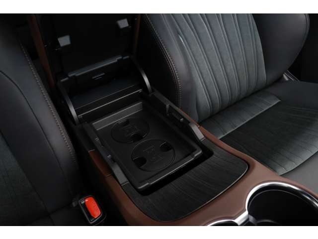 トヨタ ハリアー ２．０ Ｇ R5年 (東海) 99