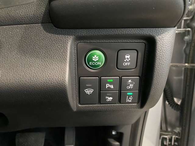 ホンダ ヴェゼル １．５ ハイブリッド Ｚ ホンダセンシング ４ＷＤ H30年 (北海道) 99