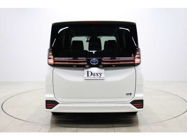 トヨタ ヴォクシー １．８ ハイブリッド Ｓ－Ｚ R5年 (東海) 99