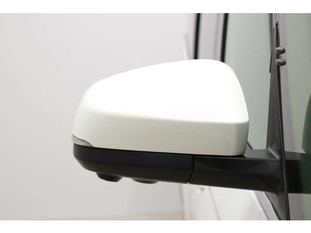 トヨタ ヴォクシー １．８ ハイブリッド Ｓ－Ｚ R5年 (東海) 99