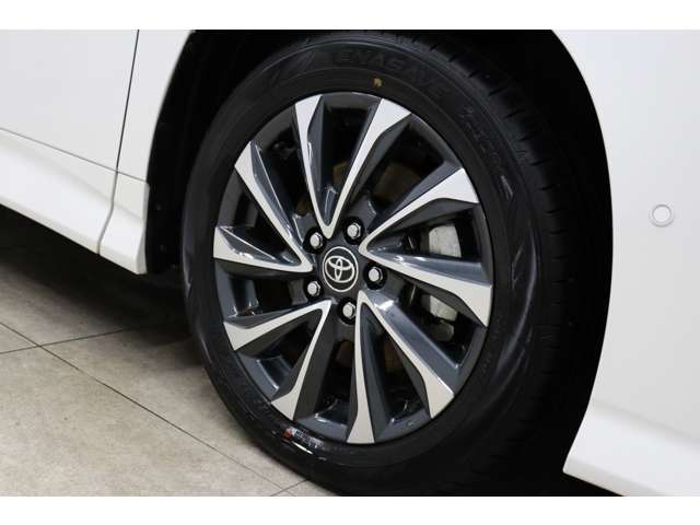 トヨタ ヴォクシー １．８ ハイブリッド Ｓ－Ｚ R5年 (東海) 99