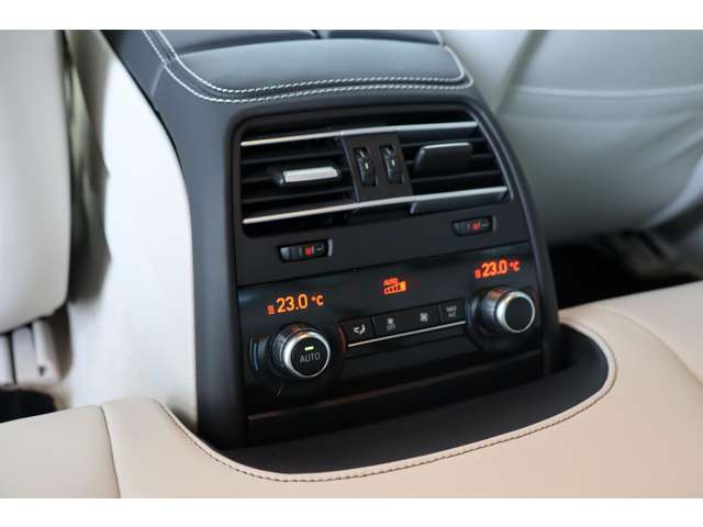 ＢＭＷアルピナ Ｂ６グランクーペ ビターボ アルラット ４ＷＤ H29年 (近畿) 99