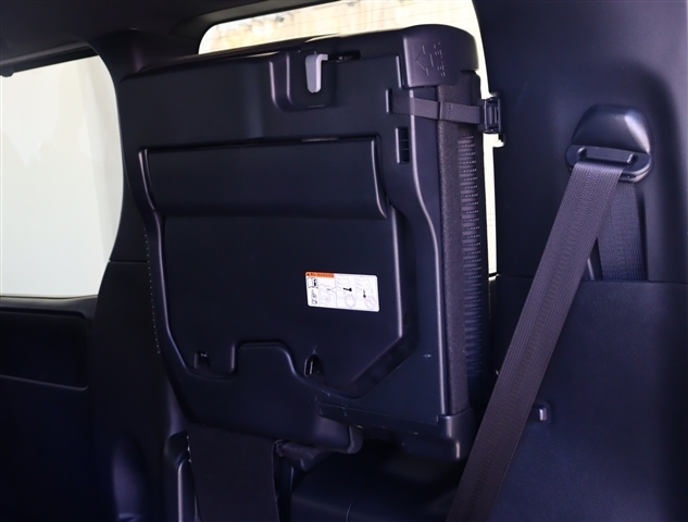 トヨタ ヴォクシー １．８ ハイブリッド ＺＳ 煌ＩＩ R1年 (関東) 99