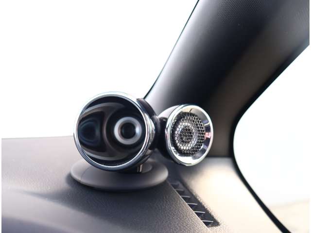 トヨタ ヴォクシー １．８ ハイブリッド ＺＳ 煌ＩＩ R1年 (関東) 99