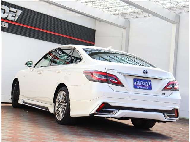 トヨタ クラウン　ハイブリッド ハイブリッド ２．５ Ｓ Ｃパッケージ R1年 (関東) 99