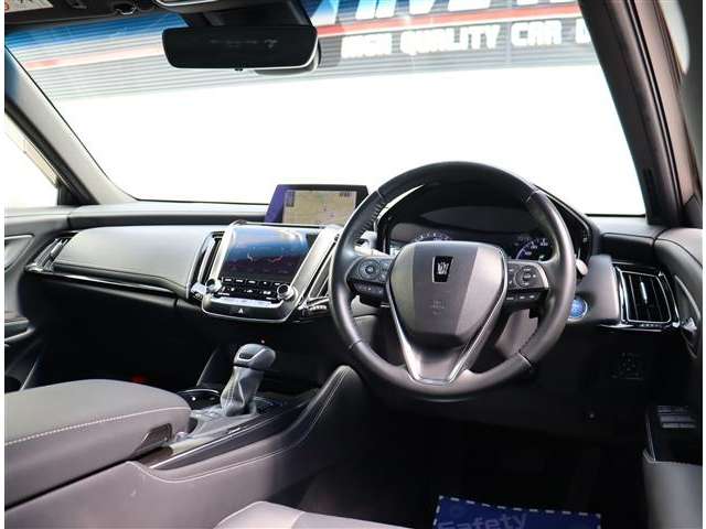 トヨタ クラウン　ハイブリッド ハイブリッド ２．５ Ｓ Ｃパッケージ R1年 (関東) 99