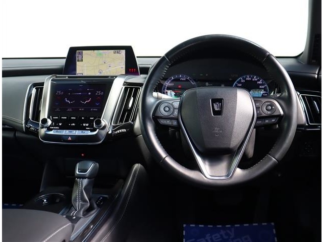 トヨタ クラウン　ハイブリッド ハイブリッド ２．５ Ｓ Ｃパッケージ R1年 (関東) 99