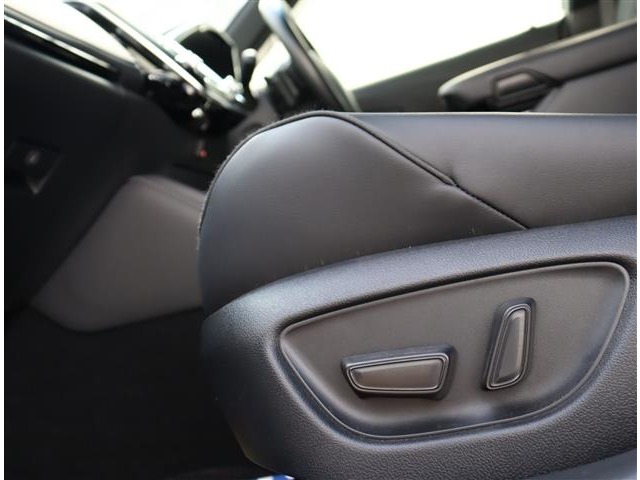 トヨタ クラウン　ハイブリッド ハイブリッド ２．５ Ｓ Ｃパッケージ R1年 (関東) 99