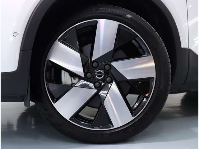 ボルボ Ｃ４０ リチャージ ツイン ４ＷＤ R4年 (近畿) 99