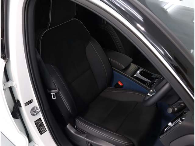 ボルボ Ｃ４０ リチャージ ツイン ４ＷＤ R4年 (近畿) 99