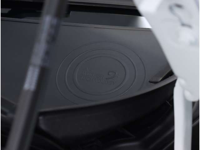 ボルボ Ｃ４０ リチャージ ツイン ４ＷＤ R4年 (近畿) 99