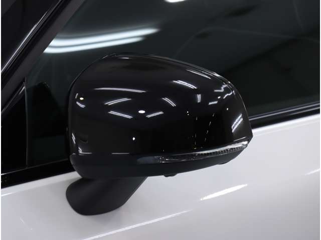 ボルボ Ｃ４０ リチャージ ツイン ４ＷＤ R4年 (近畿) 99