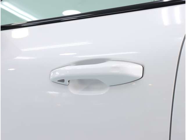 ボルボ Ｃ４０ リチャージ ツイン ４ＷＤ R4年 (近畿) 99