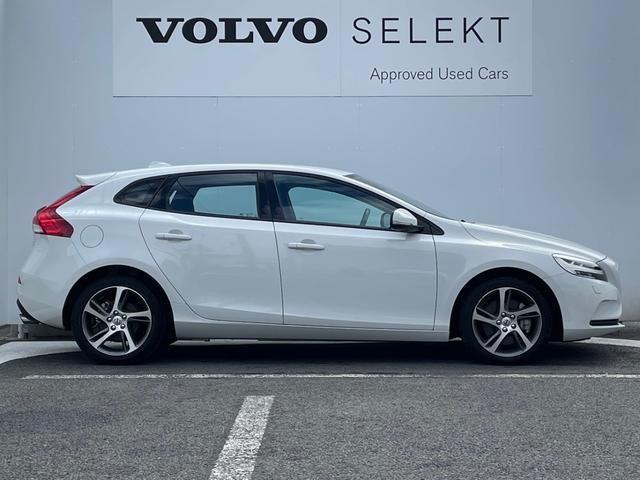 ボルボ Ｖ４０ Ｔ３　モメンタム H29年 (東北) 99