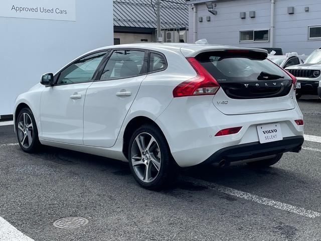 ボルボ Ｖ４０ Ｔ３　モメンタム H29年 (東北) 99