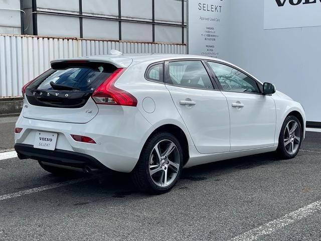 ボルボ Ｖ４０ Ｔ３　モメンタム H29年 (東北) 99