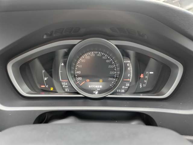 ボルボ Ｖ４０ Ｔ３　モメンタム H29年 (東北) 99