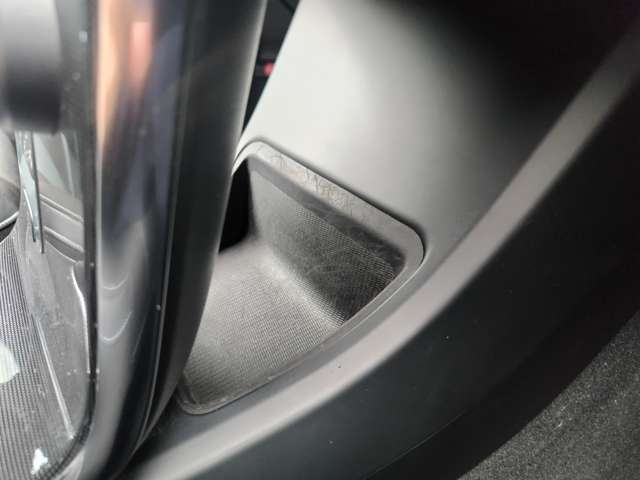 ボルボ Ｖ４０ Ｔ３　モメンタム H29年 (東北) 99