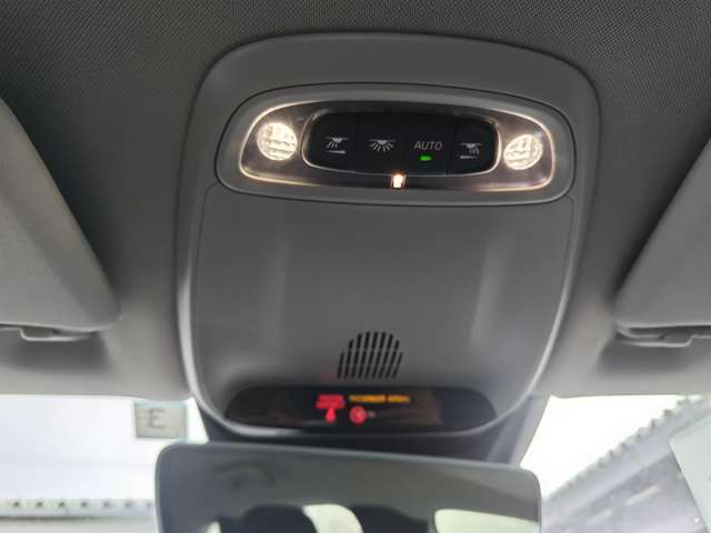 ボルボ Ｖ４０ Ｔ３　モメンタム H29年 (東北) 99