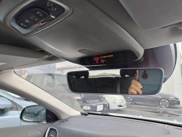 ボルボ Ｖ４０ Ｔ３　モメンタム H29年 (東北) 99