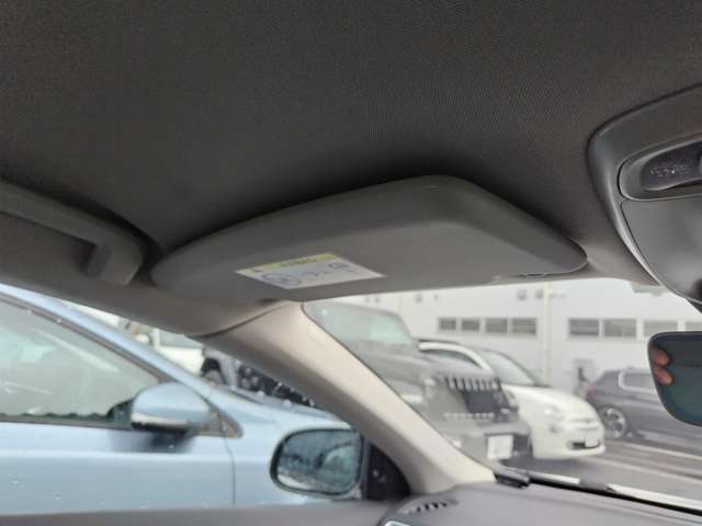 ボルボ Ｖ４０ Ｔ３　モメンタム H29年 (東北) 99