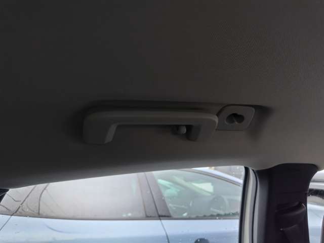 ボルボ Ｖ４０ Ｔ３　モメンタム H29年 (東北) 99