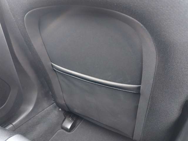 ボルボ Ｖ４０ Ｔ３　モメンタム H29年 (東北) 99