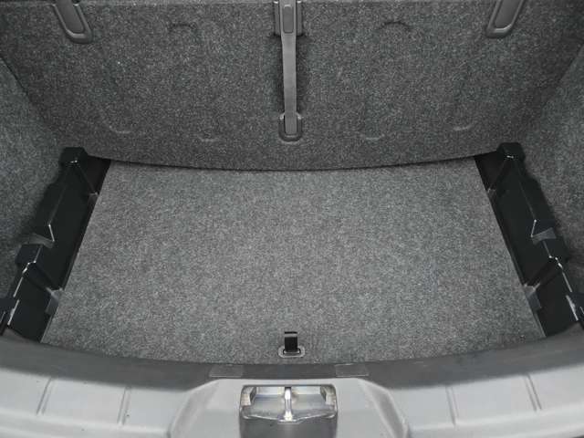 ボルボ Ｖ４０ Ｔ３　モメンタム H29年 (東北) 99