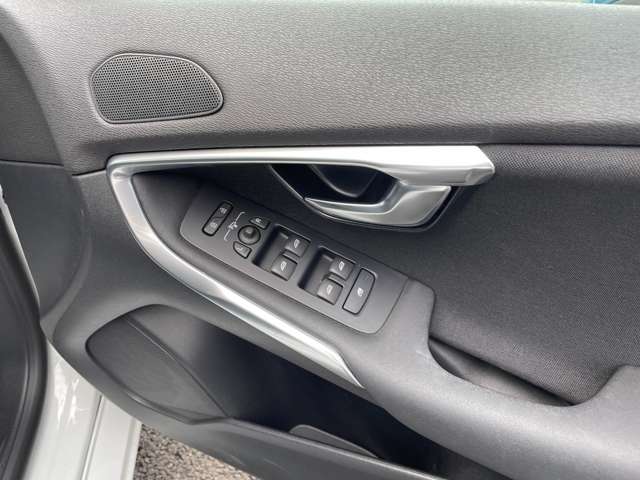 ボルボ Ｖ４０ Ｔ３　タックエディション R1年 (東北) 99