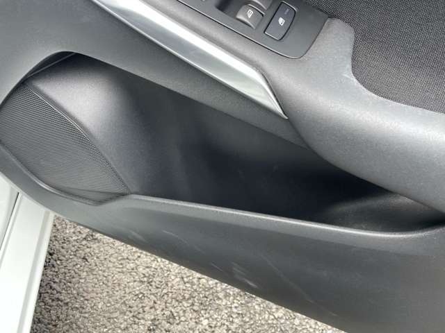 ボルボ Ｖ４０ Ｔ３　タックエディション R1年 (東北) 99