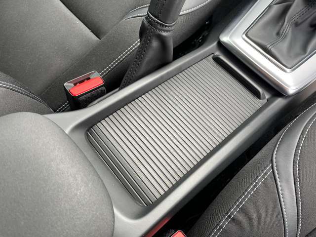 ボルボ Ｖ４０ Ｔ３　タックエディション R1年 (東北) 99