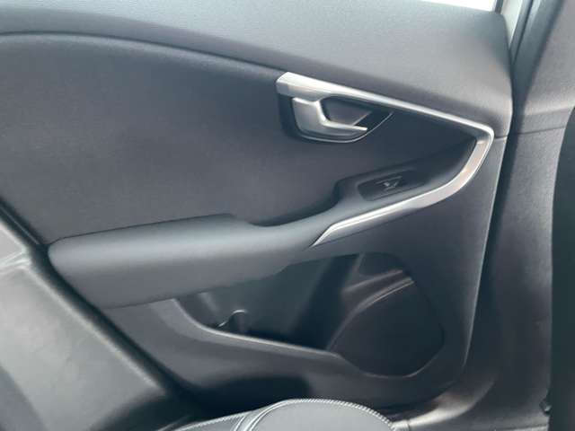 ボルボ Ｖ４０ Ｔ３　タックエディション R1年 (東北) 99