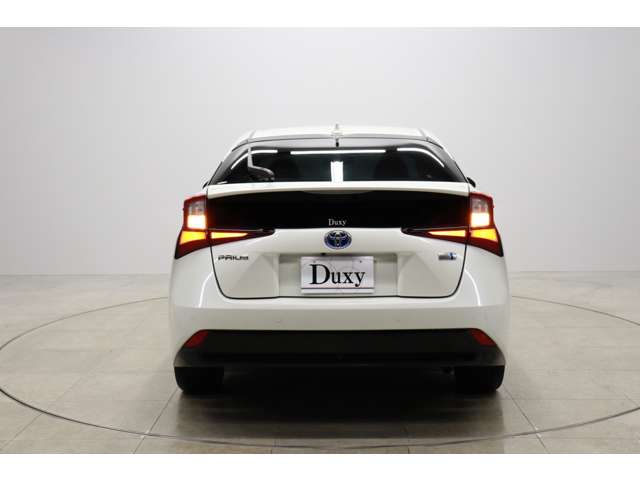 トヨタ プリウス １．８ Ｓ ツーリングセレクション R1年 (東海) 99