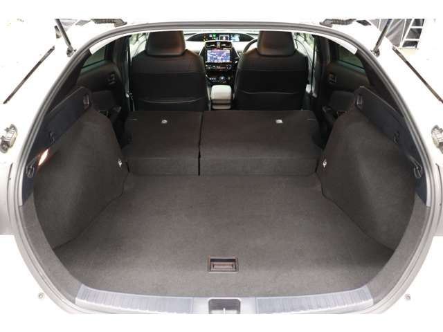 トヨタ プリウス １．８ Ｓ ツーリングセレクション R1年 (東海) 99