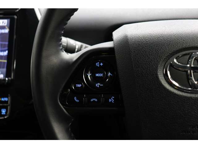 トヨタ プリウス １．８ Ｓ ツーリングセレクション R1年 (東海) 99