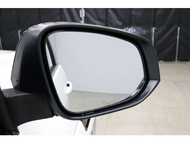 トヨタ ハイラックス ２．４ Ｚ ＧＲスポーツ ディーゼルターボ ４ＷＤ R5年 (東海) 99