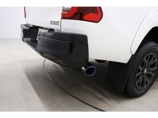 トヨタ ハイラックス ２．４ Ｚ ＧＲスポーツ ディーゼルターボ ４ＷＤ R5年 (東海) 99