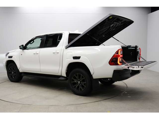 トヨタ ハイラックス ２．４ Ｚ ＧＲスポーツ ディーゼルターボ ４ＷＤ R5年 (東海) 99