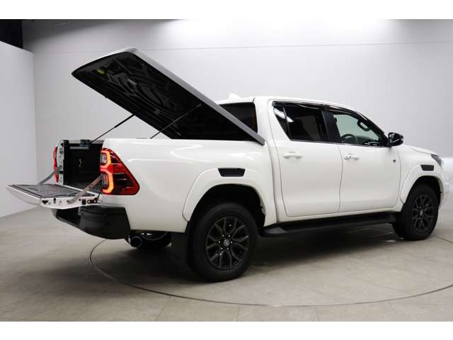 トヨタ ハイラックス ２．４ Ｚ ＧＲスポーツ ディーゼルターボ ４ＷＤ R5年 (東海) 99