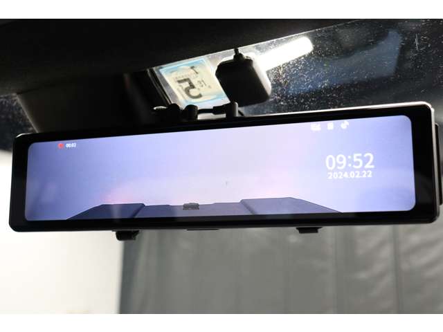 トヨタ ハイラックス ２．４ Ｚ ＧＲスポーツ ディーゼルターボ ４ＷＤ R5年 (東海) 99