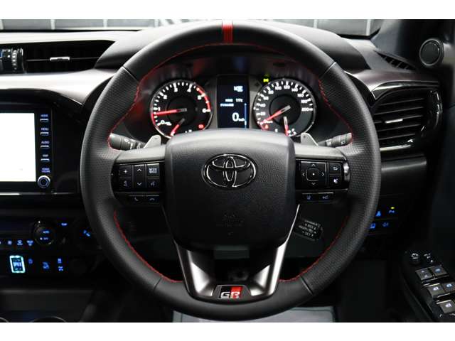 トヨタ ハイラックス ２．４ Ｚ ＧＲスポーツ ディーゼルターボ ４ＷＤ R5年 (東海) 99