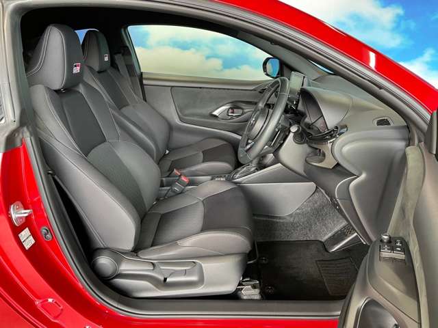 トヨタ ＧＲヤリス １．５ ＲＳ R3年 (東北) 99