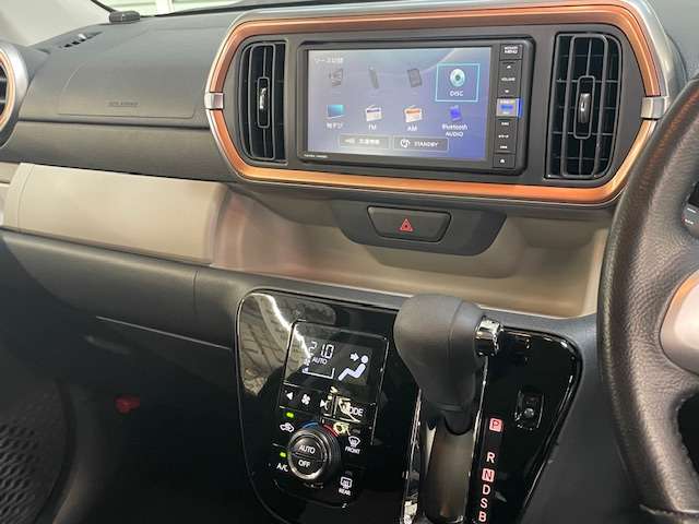 ダイハツ ブーン １．０ シルク Ｇパッケージ ＳＡＩＩＩ R1年 (関東) 99