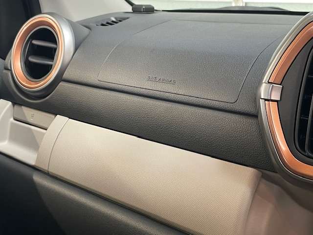 ダイハツ ブーン １．０ シルク Ｇパッケージ ＳＡＩＩＩ R1年 (関東) 99