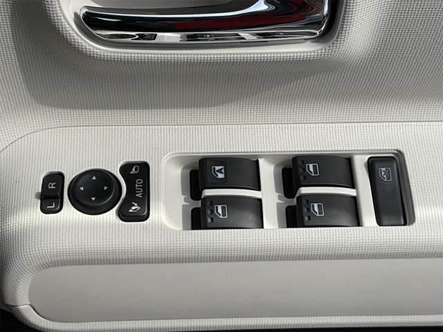 ダイハツ ムーヴ　キャンバス ６６０ ストライプス Ｇ R5年 (近畿) 99