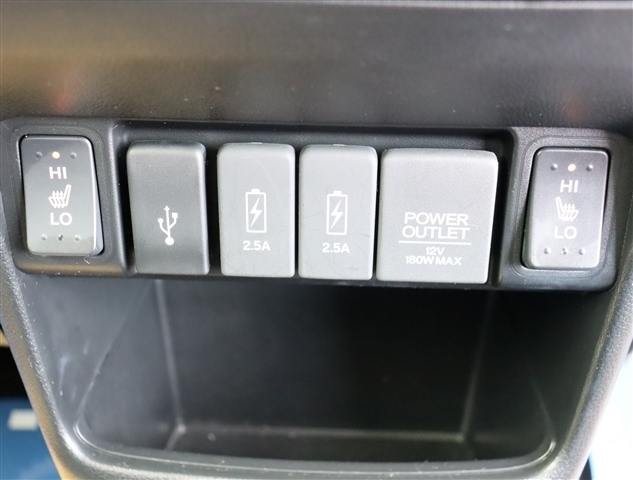 ホンダ Ｎ　ＢＯＸ　スラッシュ ６６０ Ｇ Ｌ インテリアカラーパッケージ H30年 (関東) 99