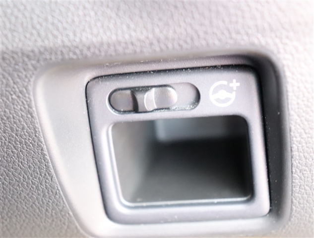 ホンダ Ｎ　ＢＯＸ　スラッシュ ６６０ Ｇ Ｌ インテリアカラーパッケージ H30年 (関東) 99