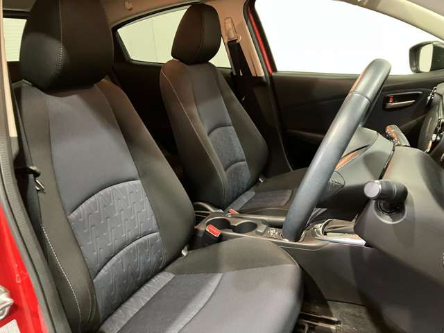 マツダ デミオ １．３ １３Ｓ ４ＷＤ H27年 (北海道) 99